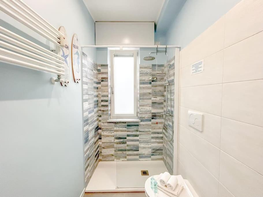Ferienwohnung Free Parking - Elegante Casa Con Wifi -Smarttv Savona Exterior foto
